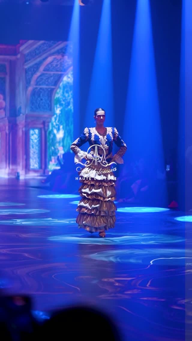Post 4 by Amina Choukchou on Instagram (video)
