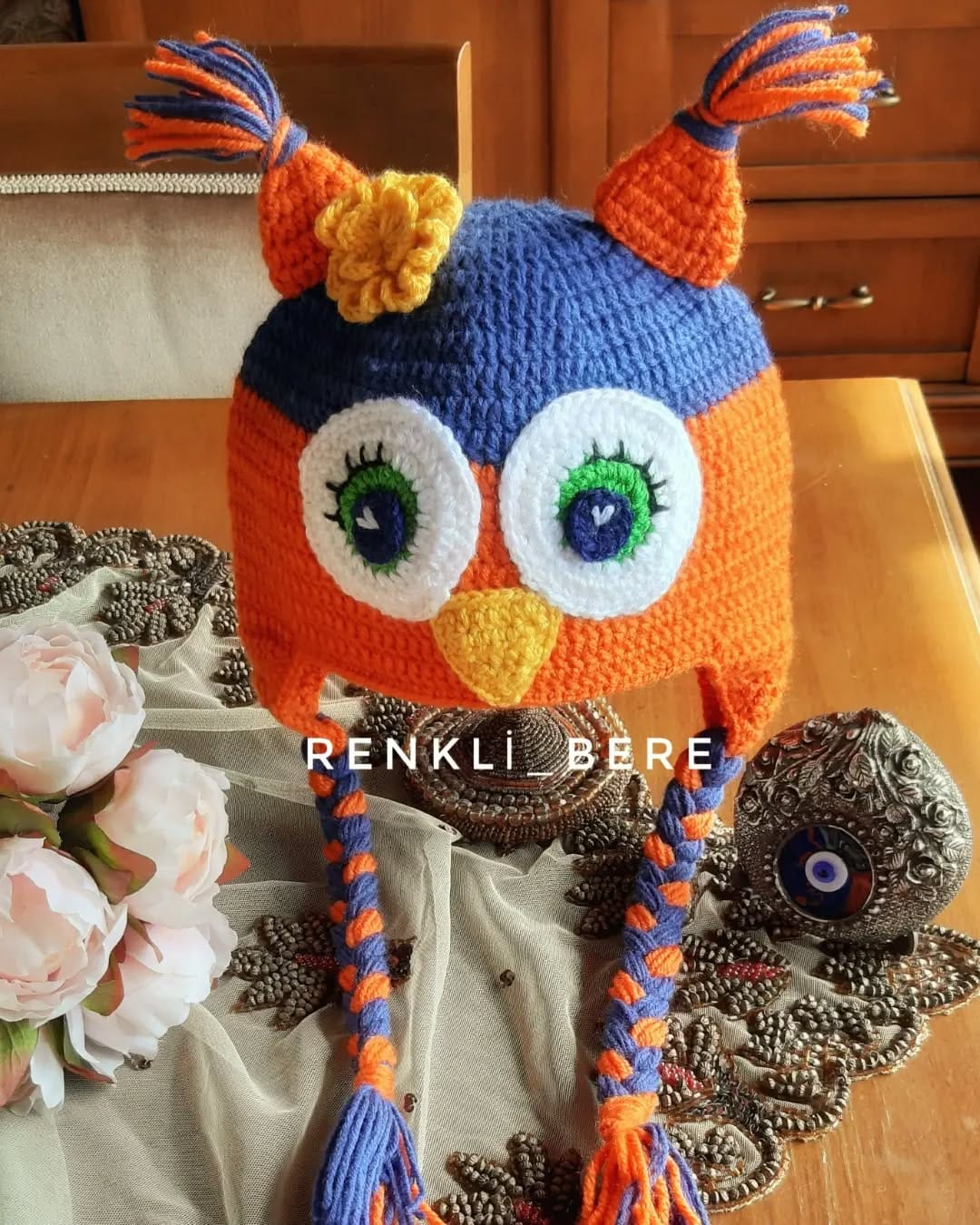 Post 1 by @renkli_bere on Instagram (carousel)