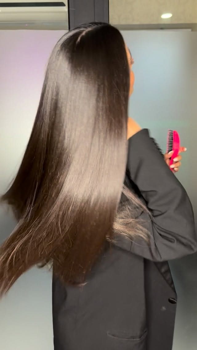 Post 10 by Beauty Residence on Instagram (video)