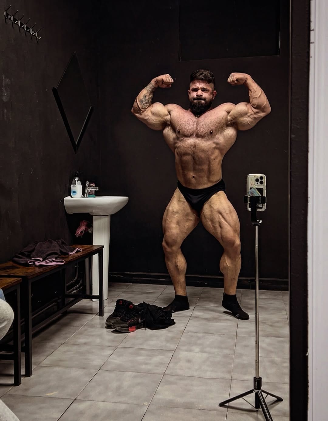 Post 2 by BORJA SAURA | IFBB PRO 🇪🇸 on Instagram (image)