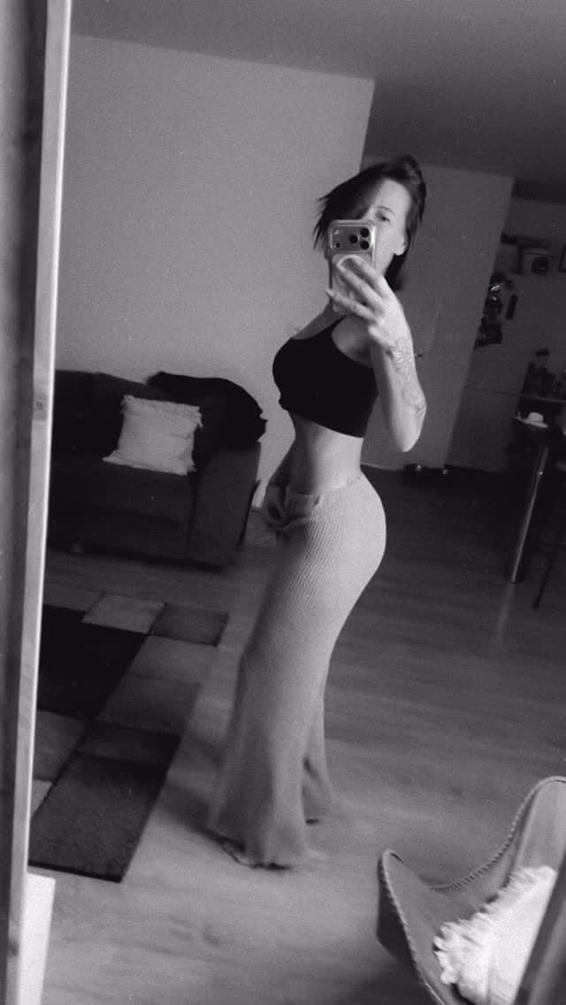 Post 7 by Aurelie deroo on Instagram (video)