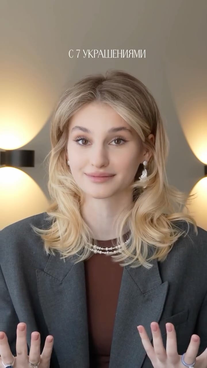 Post 5 by BLUE JAY • украшения из натурального жемчуга on Instagram (video)
