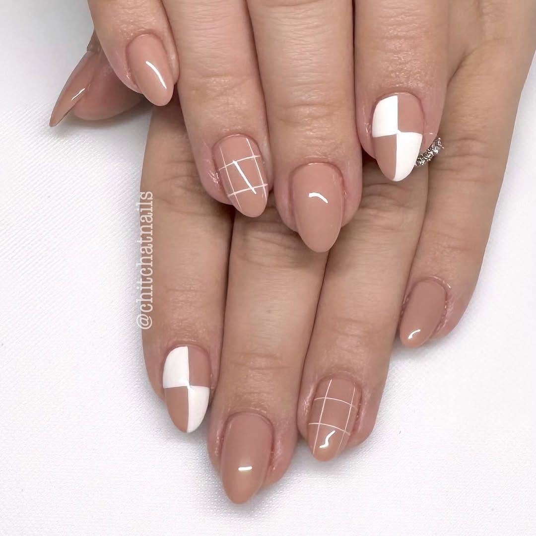 Post 3 by chitchatnails on Instagram (image)