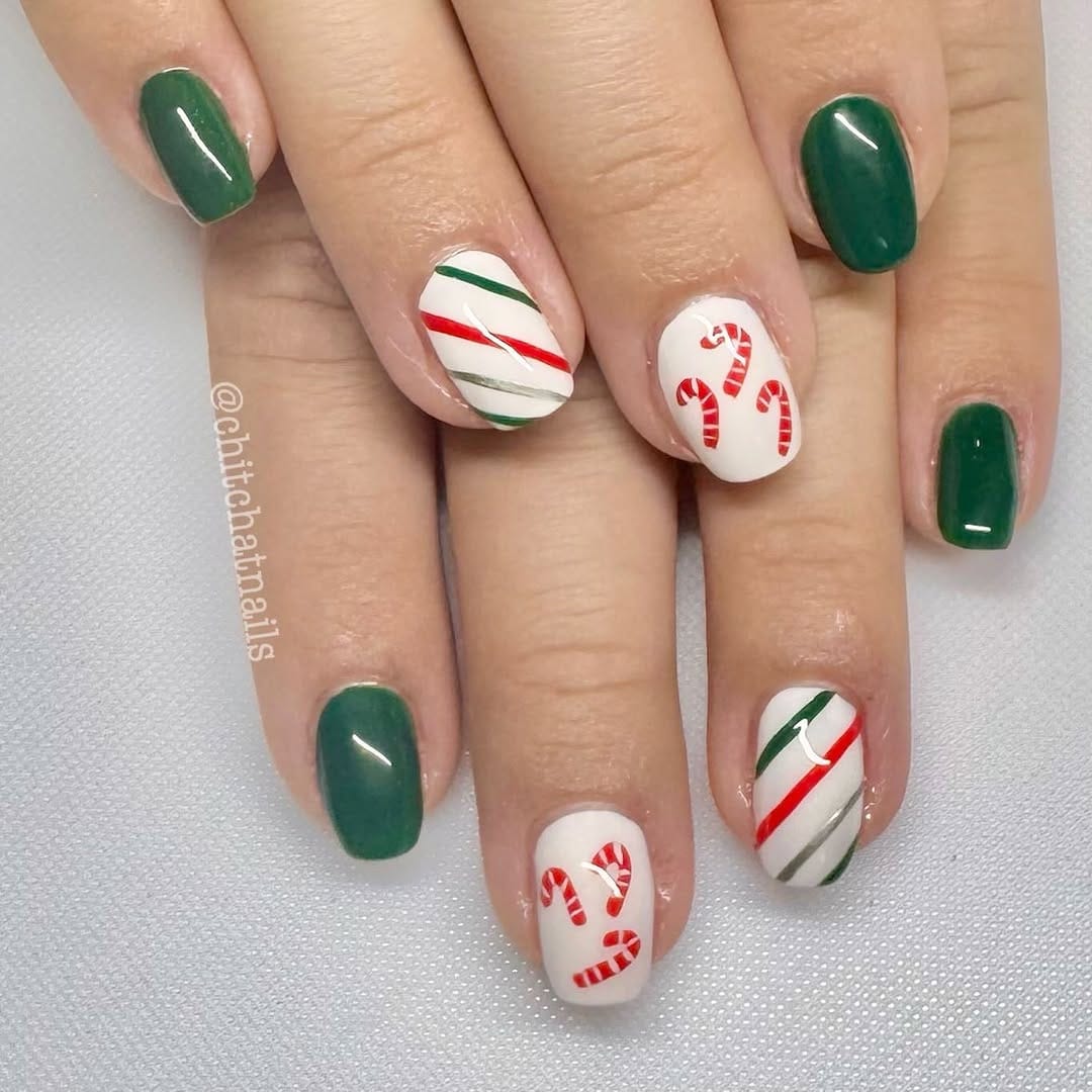 Post 7 by chitchatnails on Instagram (image)