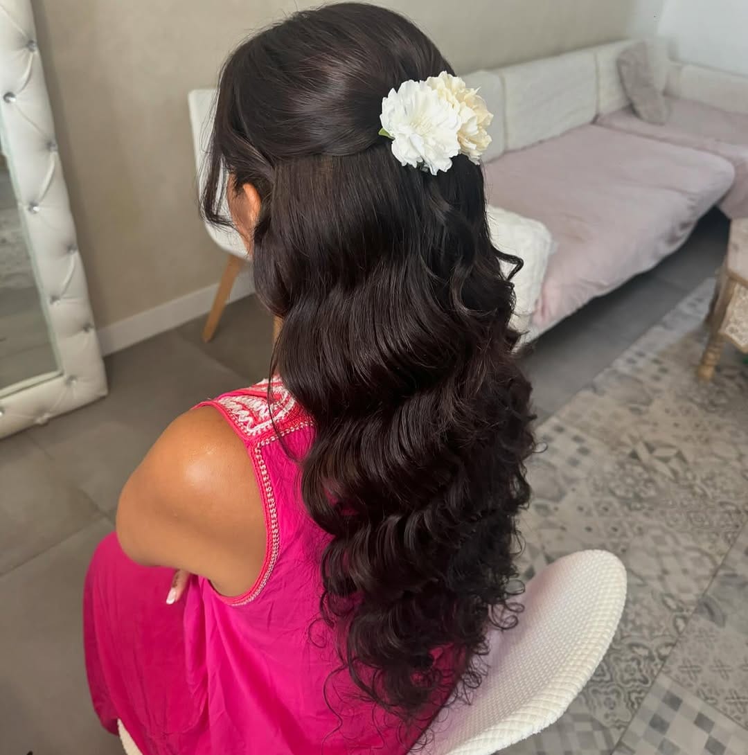 Post 8 by DM Coiffeuse Makeup Artiste on Instagram (carousel)