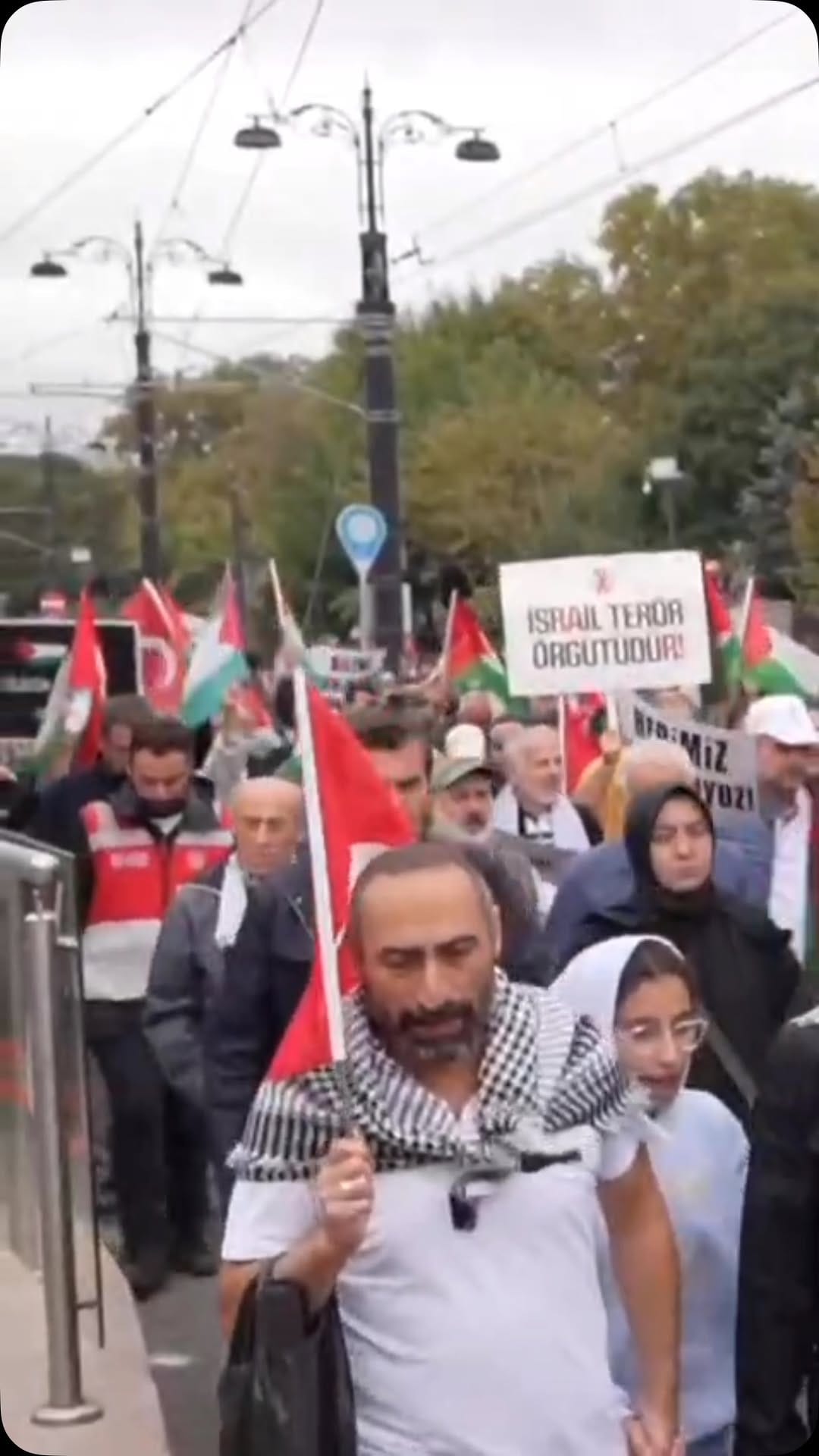 Post 3 by Ömür Boyu İyilik on Instagram (video)