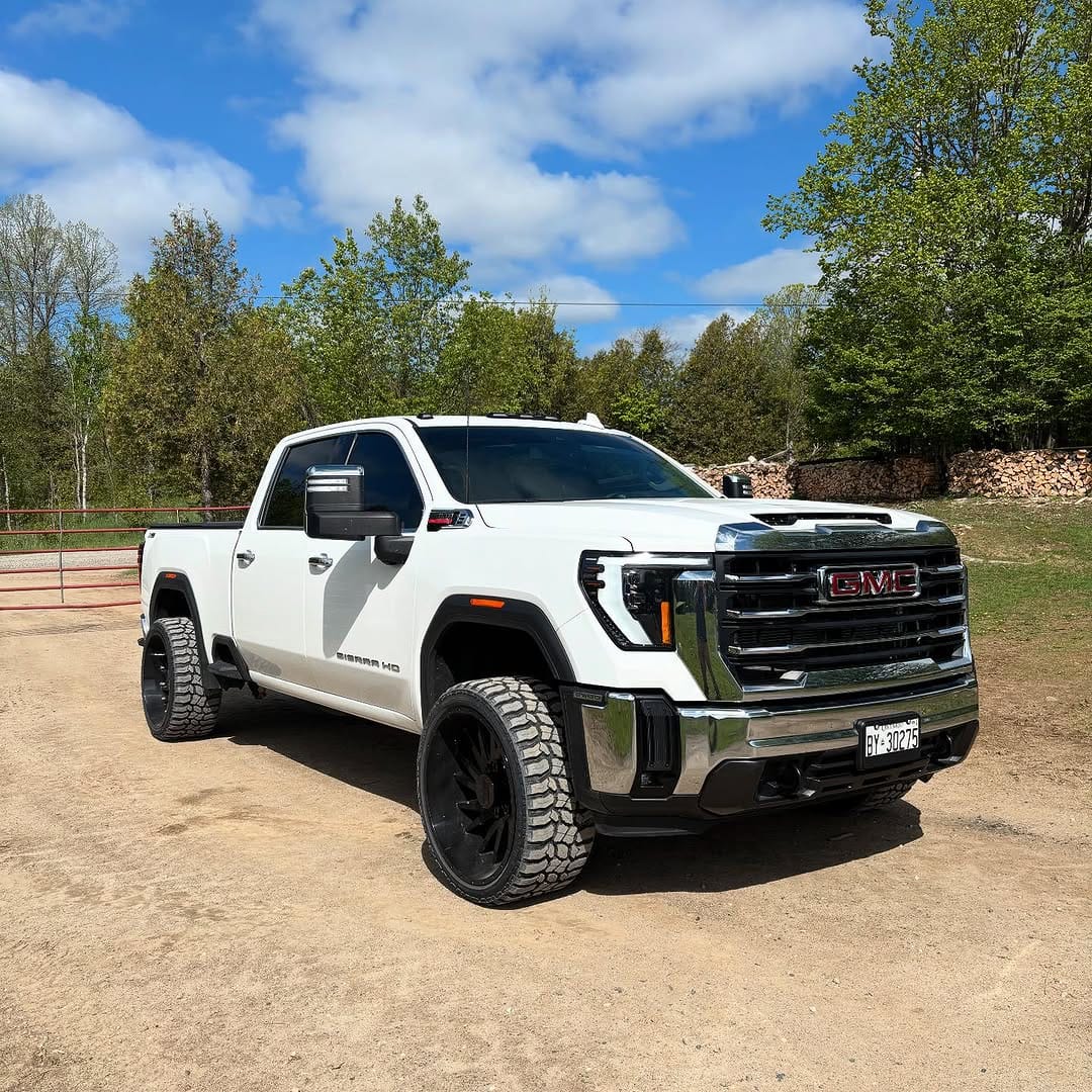 Post 9 by CHEECHIN DIESEL on Instagram (image)