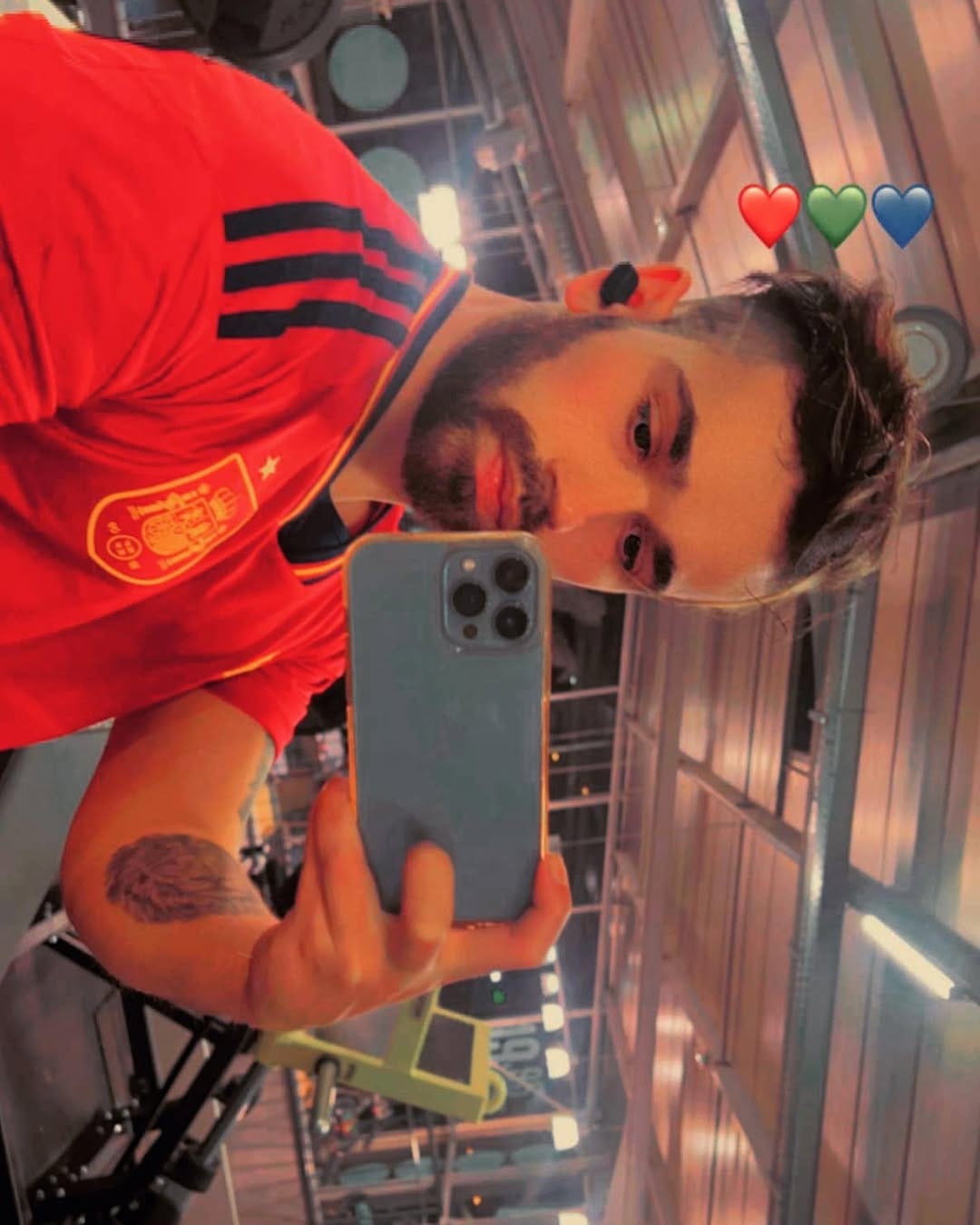 Post 5 by Luis Fernandez on Instagram (image)