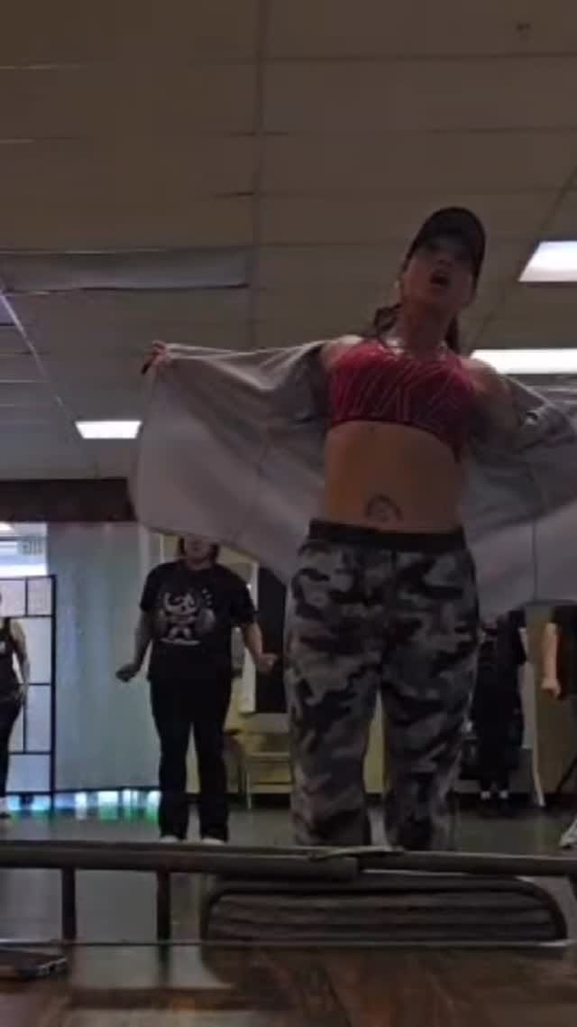 Post 5 by Evrim Kutz on Instagram (video)