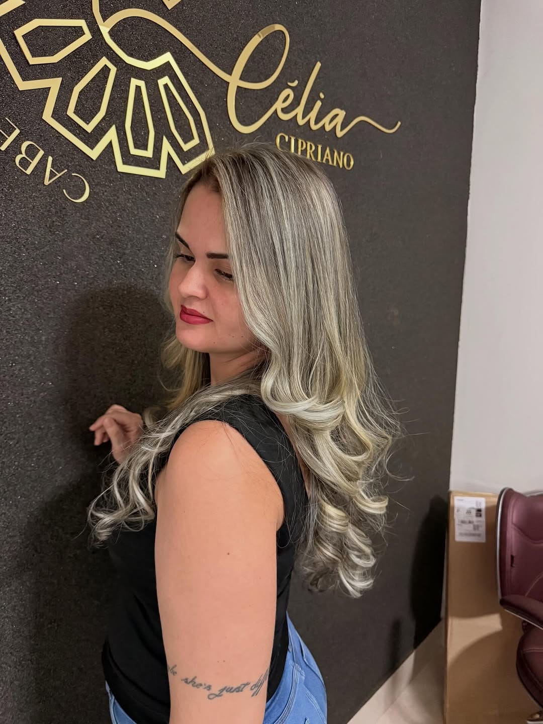 Post 10 by Célia Cabeleireira e Estética on Instagram (carousel)