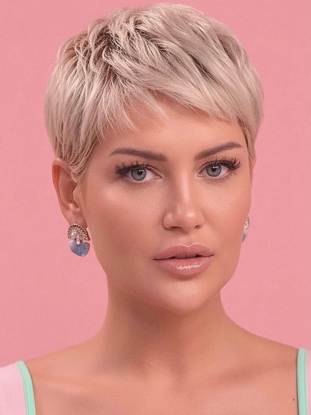 Post 9 by @short_hair_beauty_ on Instagram (image)