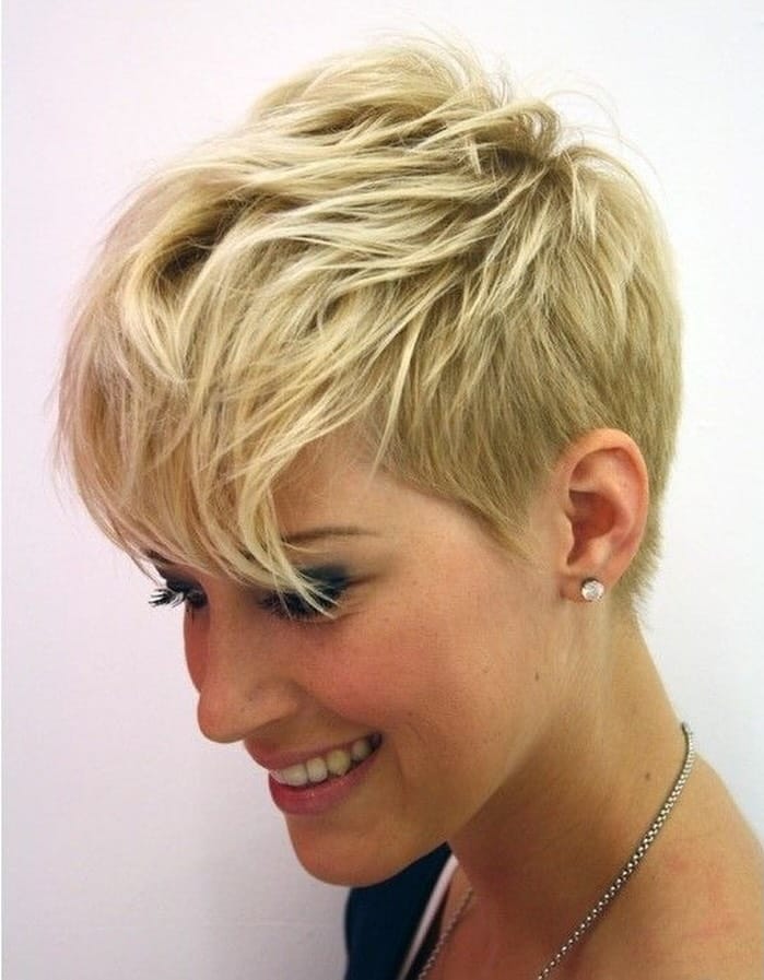 Post 8 by @short_hair_beauty_ on Instagram (image)