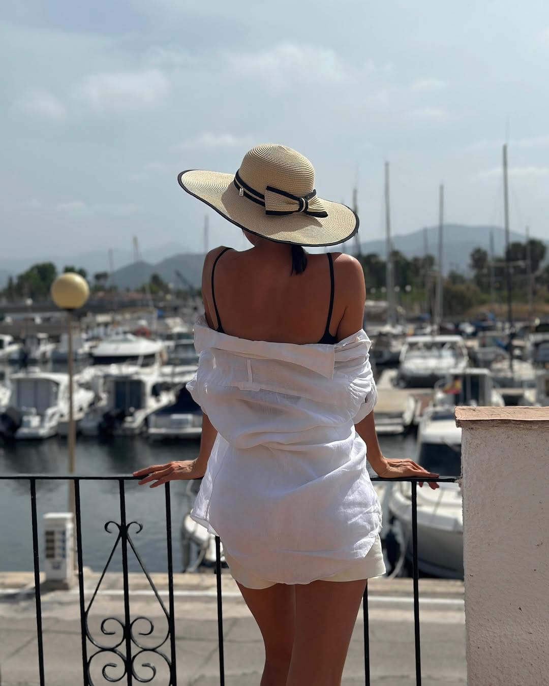 Post 7 by Christina Aries on Instagram (image)