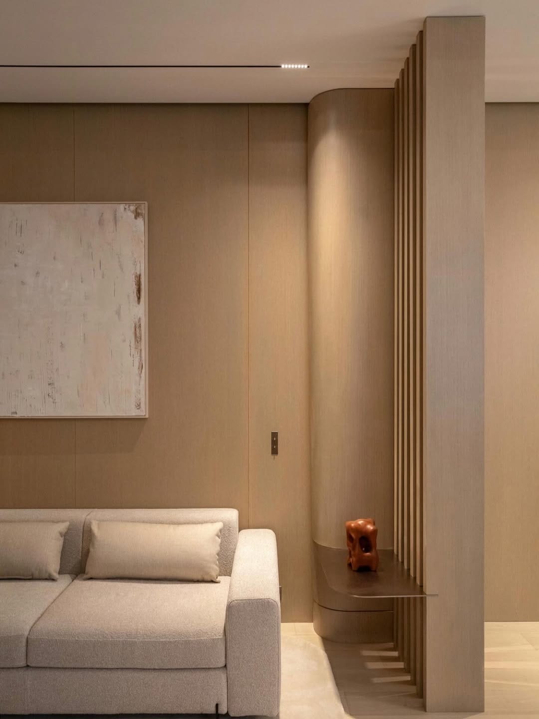 Post 6 by MAISON VERONIQUE TOUBIANA on Instagram (image)
