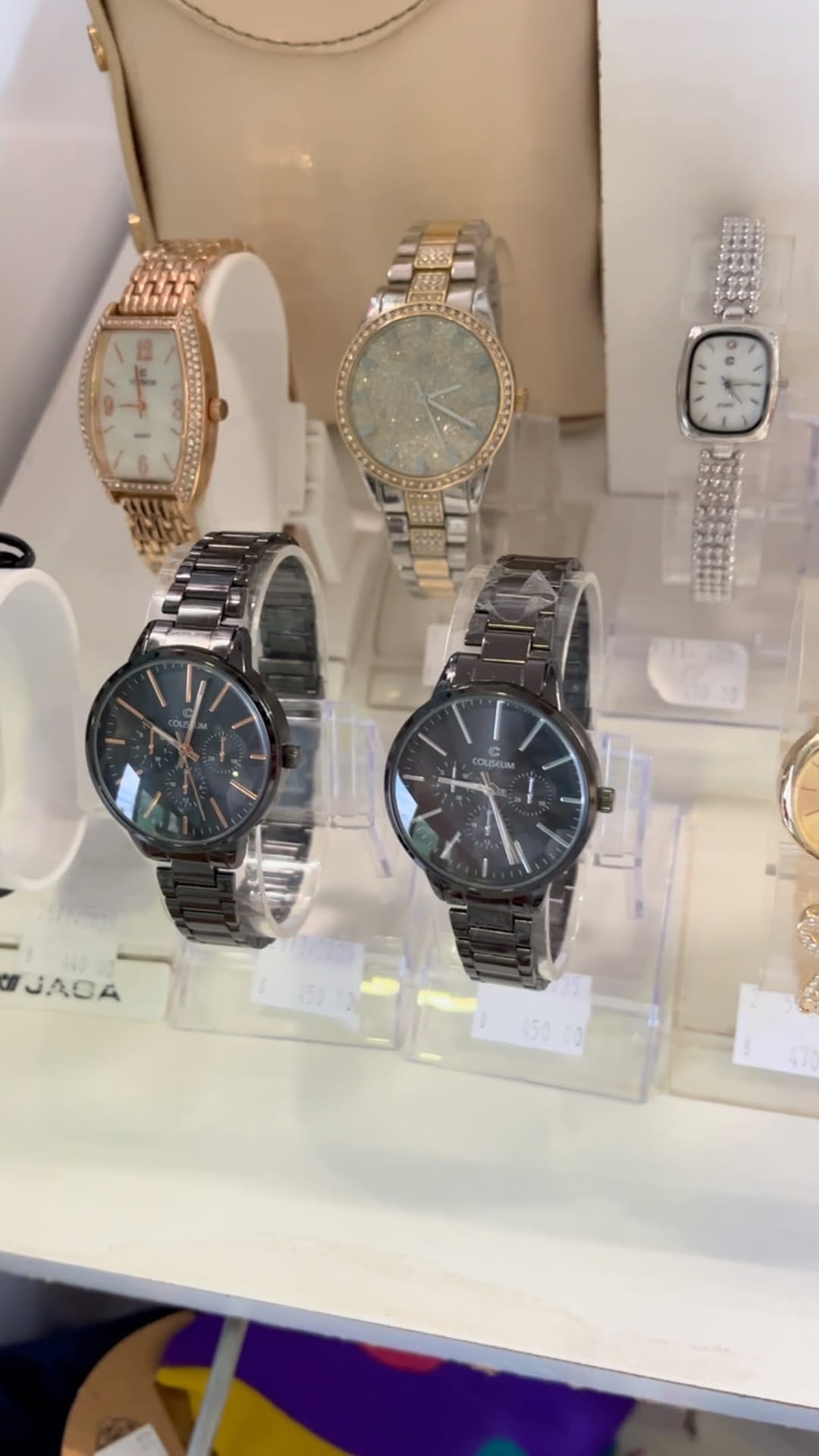 Post 4 by DERİSHOP ÇANTA CÜZDAN SAAT on Instagram (video)