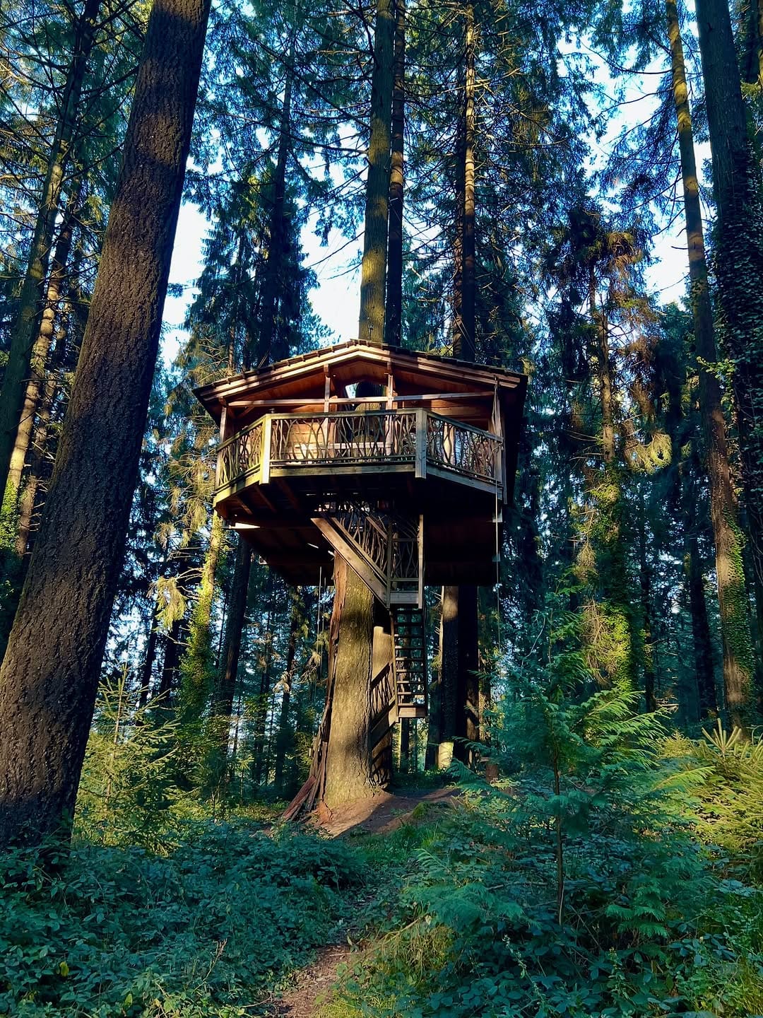Post 10 by Discovering Wonderful Places by Aritz on Instagram (carousel)