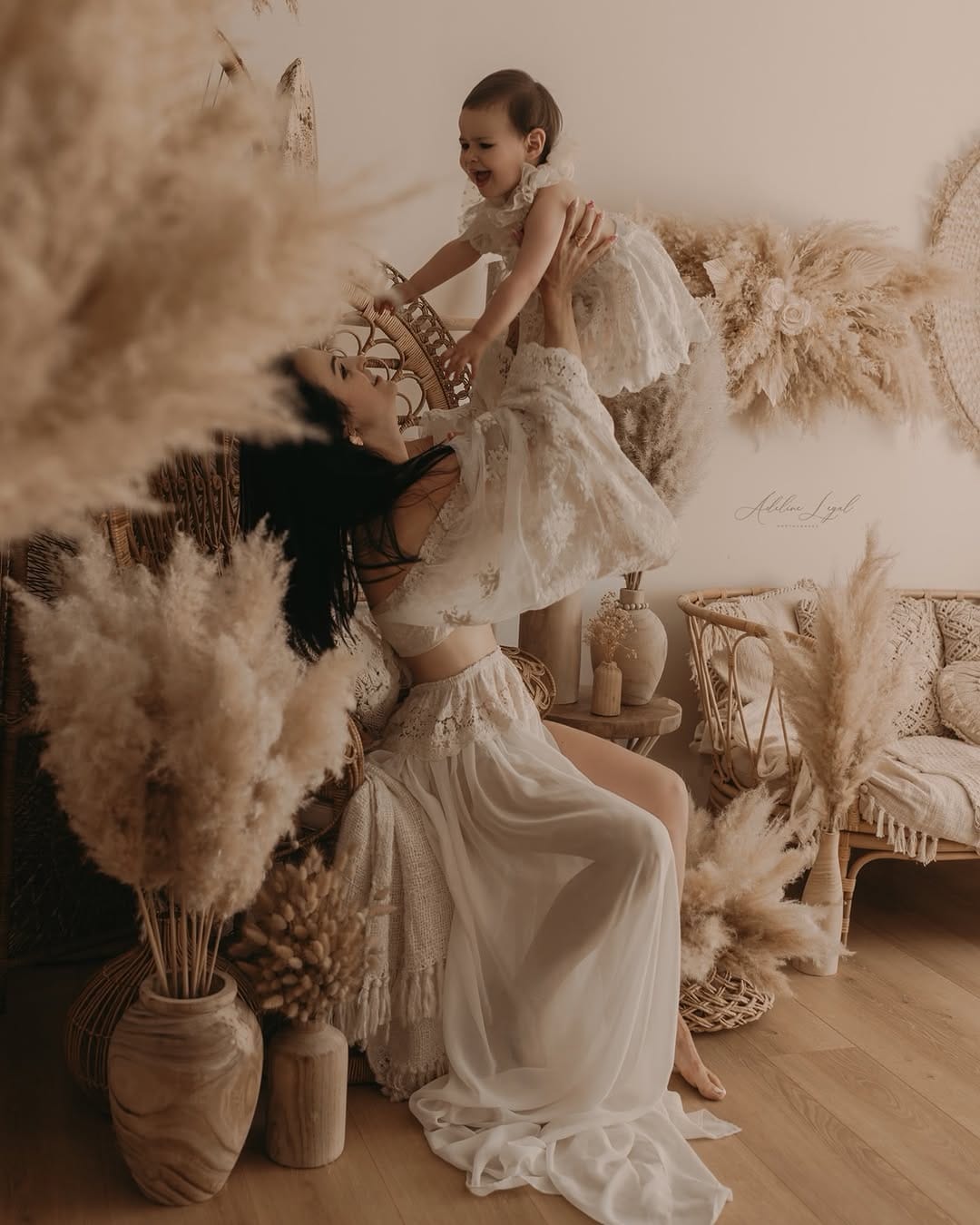 Post 3 by 𝙵𝙻𝙴𝚄𝚁 𝙼𝙰𝚁𝙶𝙾𝚃 on Instagram (image)