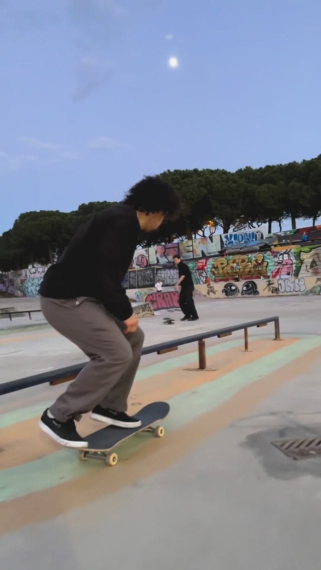 Post 3 by Edinson Azuaje on Instagram (video)
