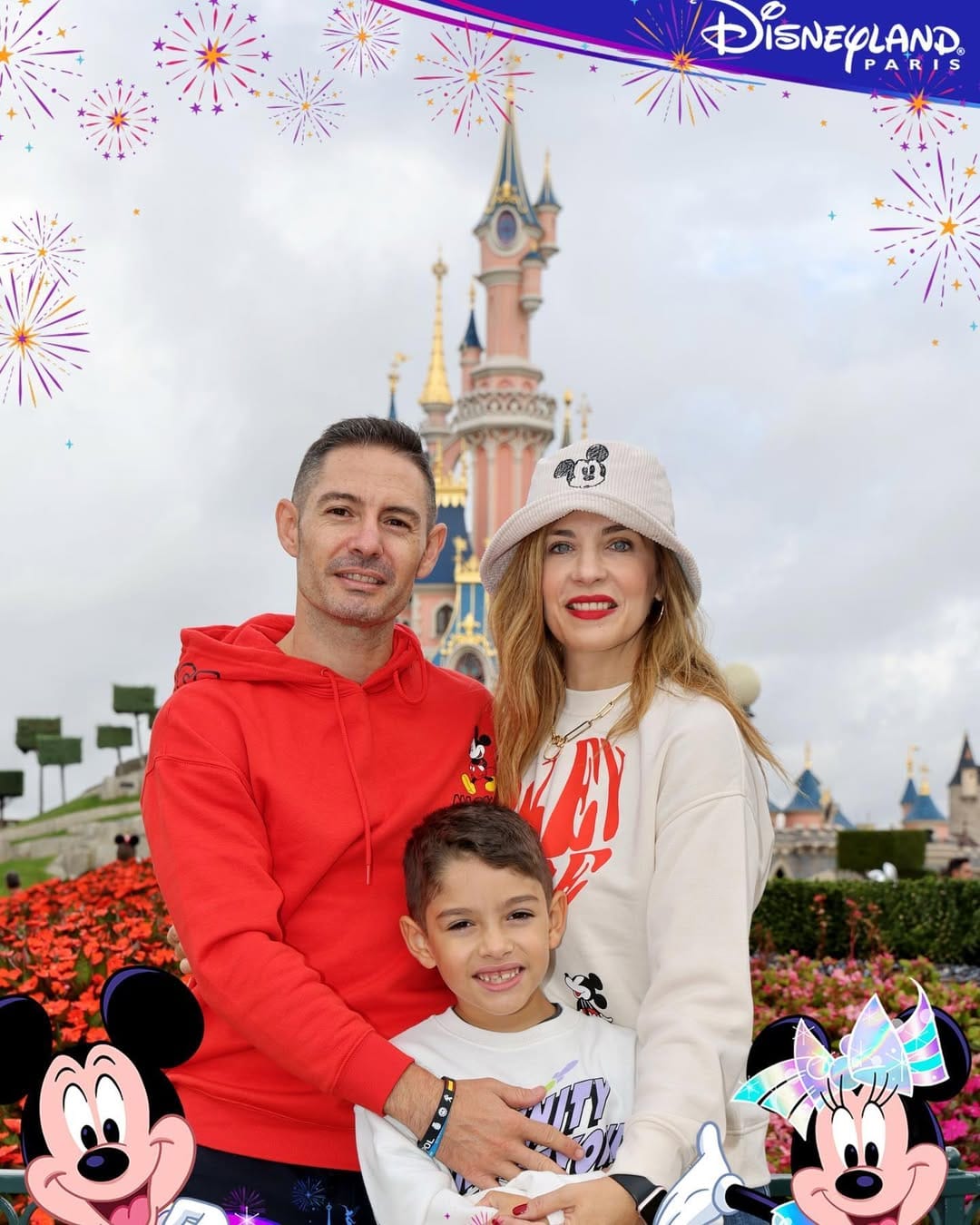 Post 10 by 𝙿 𝙰 𝚃 𝚁 𝙸 𝙲 𝙸 𝙰 on Instagram (carousel)