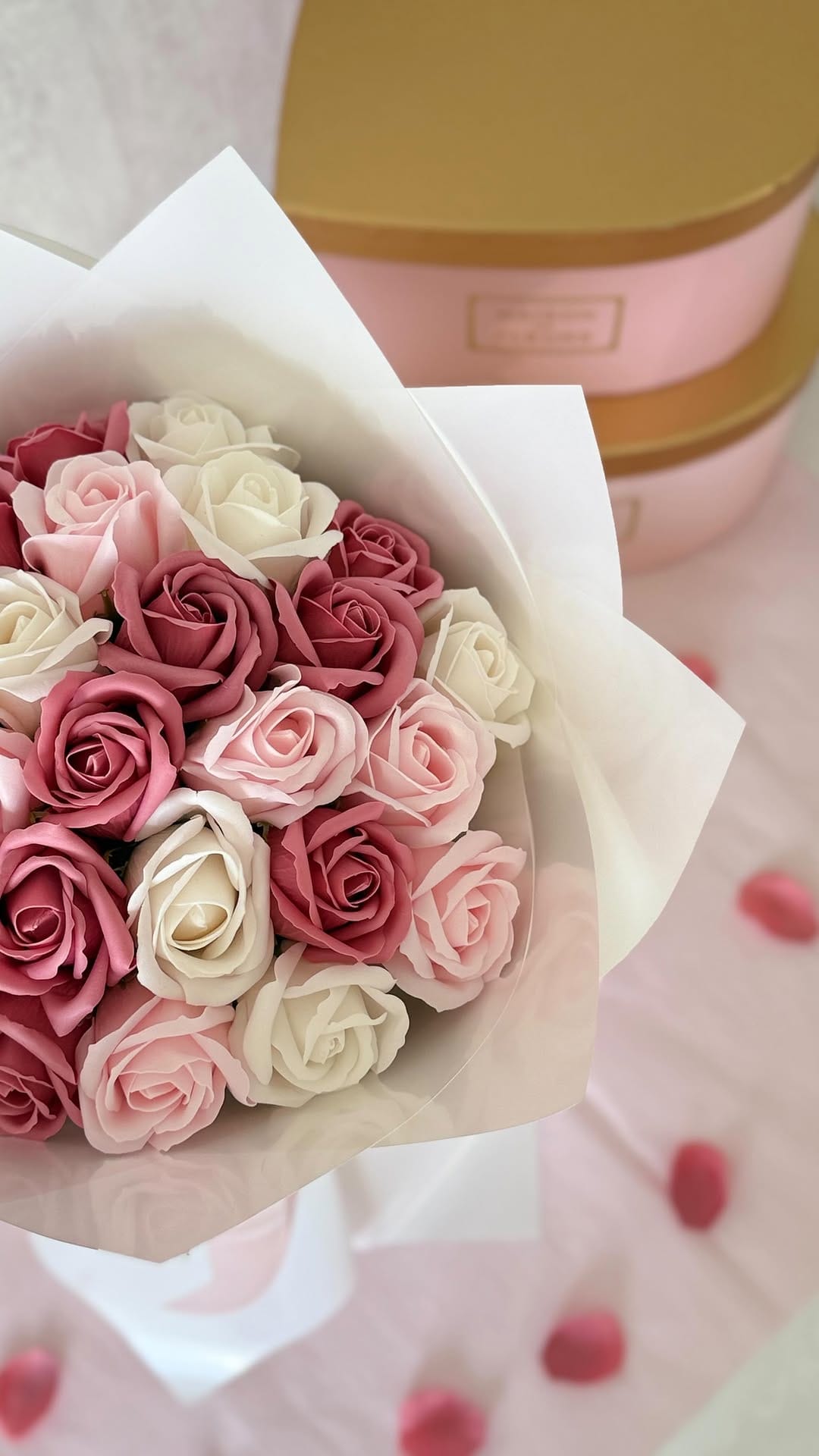 Post 2 by Cadeau 🎁 décoration on Instagram (video)