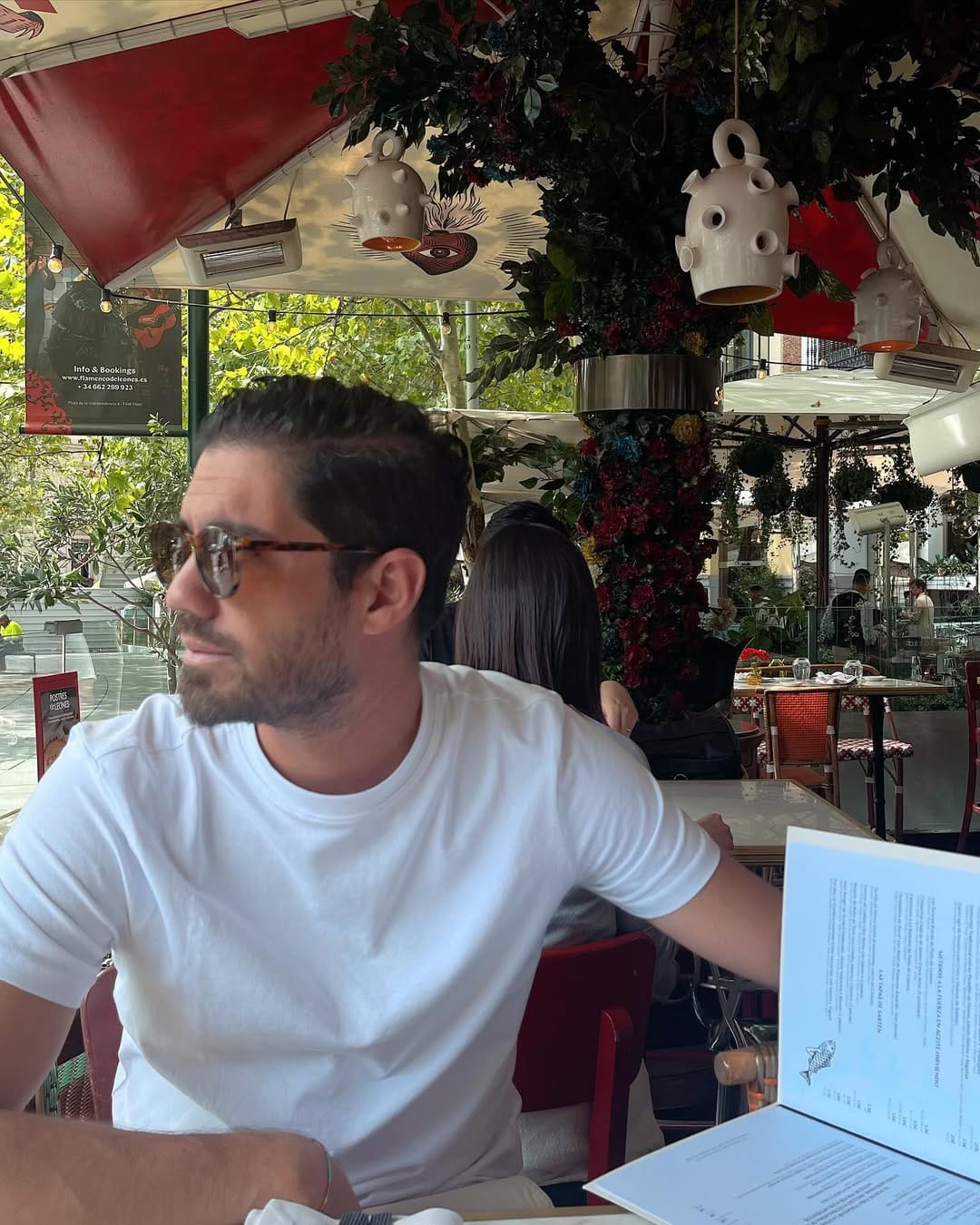 Post 7 by Roberto Santamaria on Instagram (carousel)