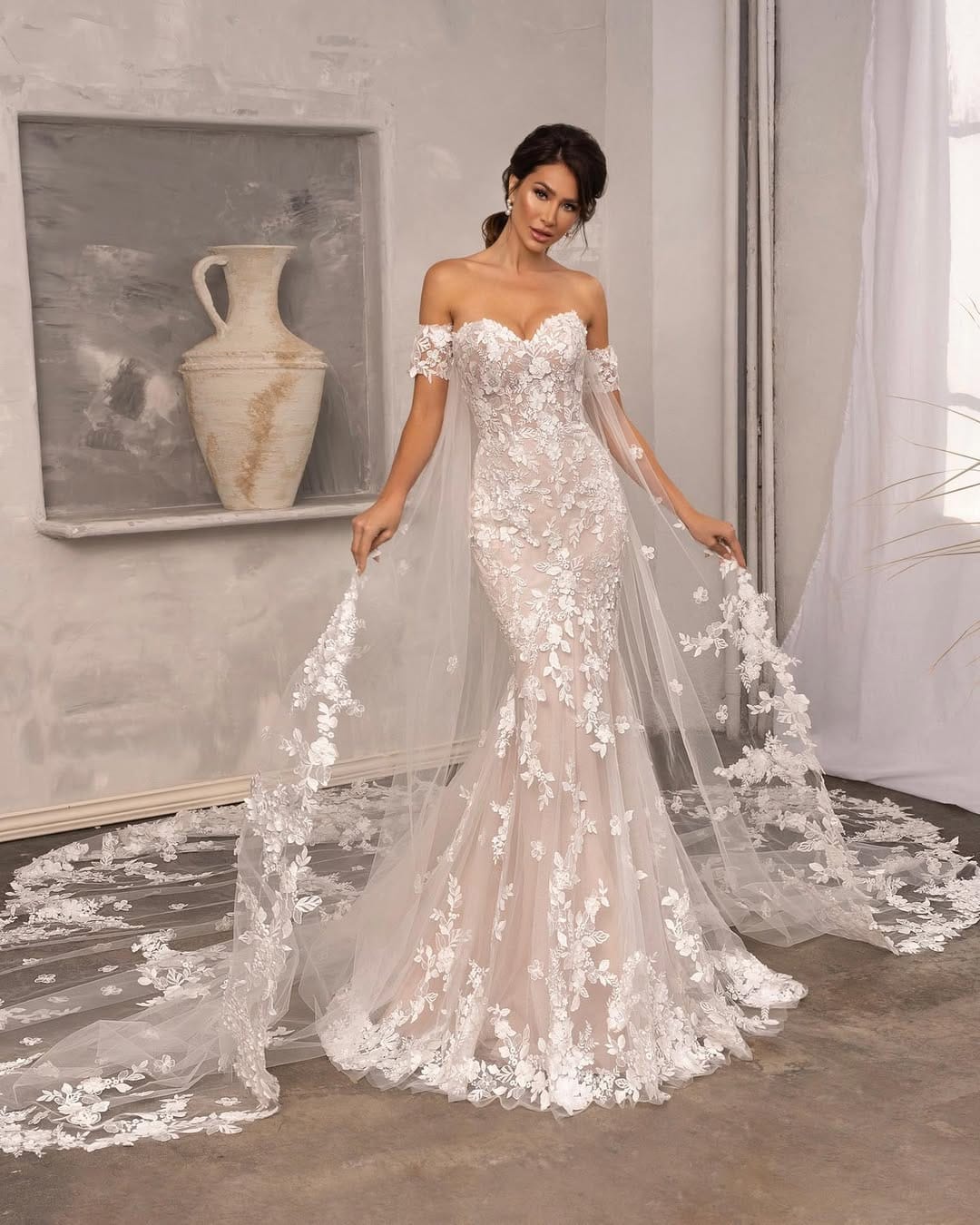 Post 10 by Simply Love Wedding on Instagram (carousel)