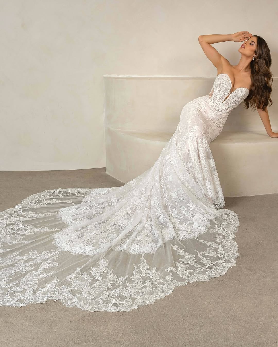 Post 2 by Simply Love Wedding on Instagram (carousel)