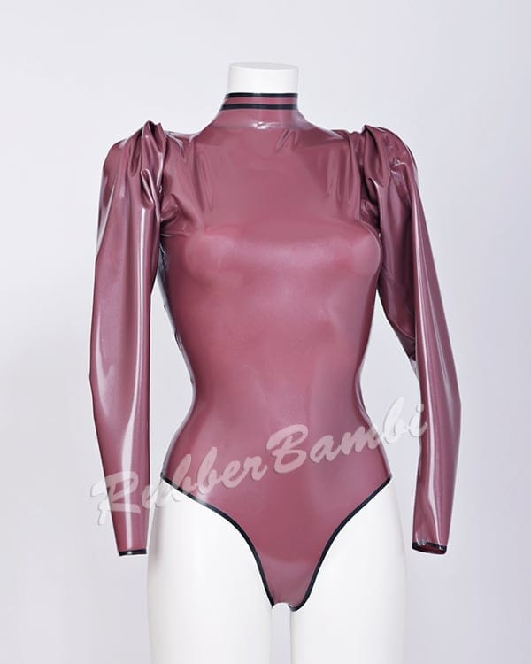 Post 4 by 💖RubberBambi_Latex💖 on Instagram (image)