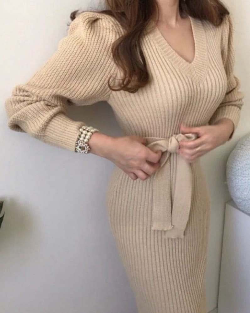 Post 2 by Cheline shop on Instagram (image)