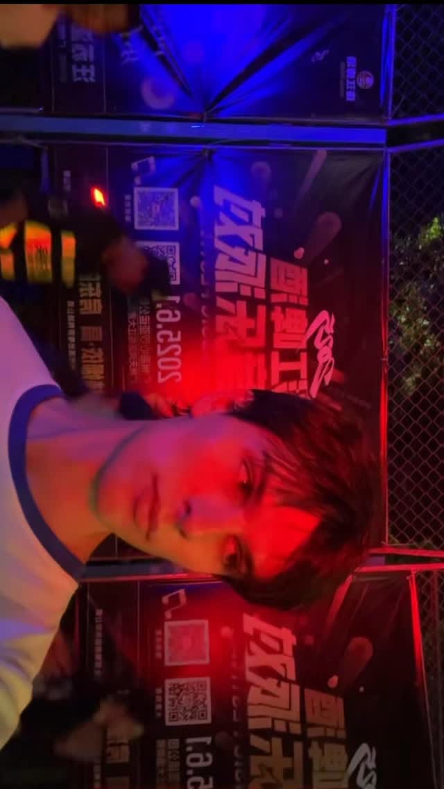 Post 8 by ALEX KRAB on Instagram (video)