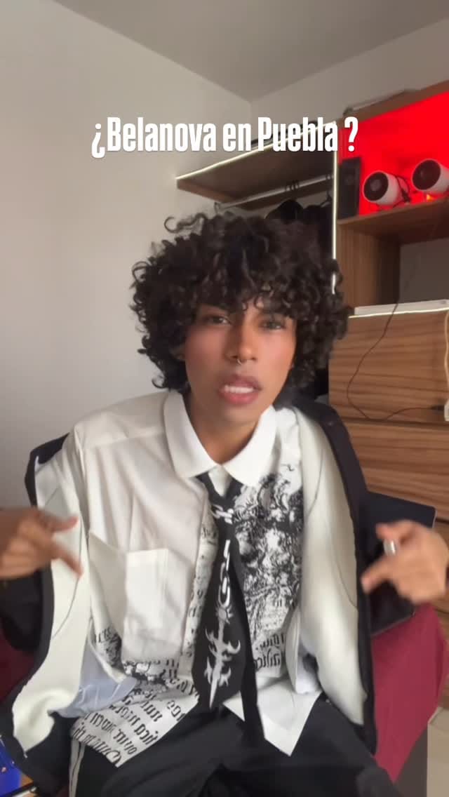 Post 3 by Kenny Lázaro on Instagram (video)