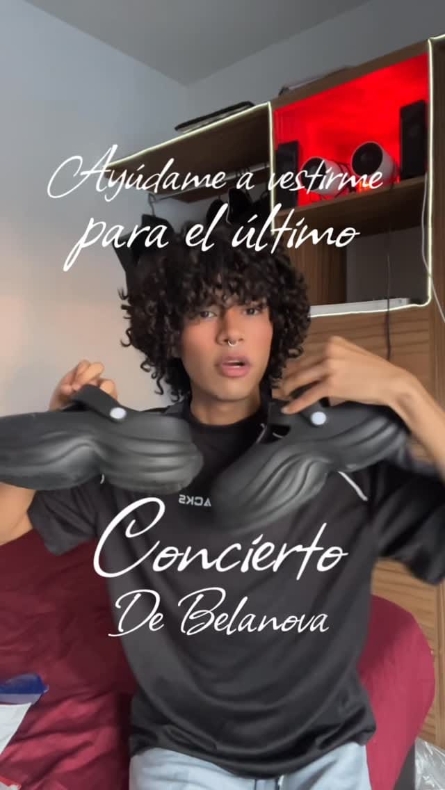 Post 2 by Kenny Lázaro on Instagram (video)