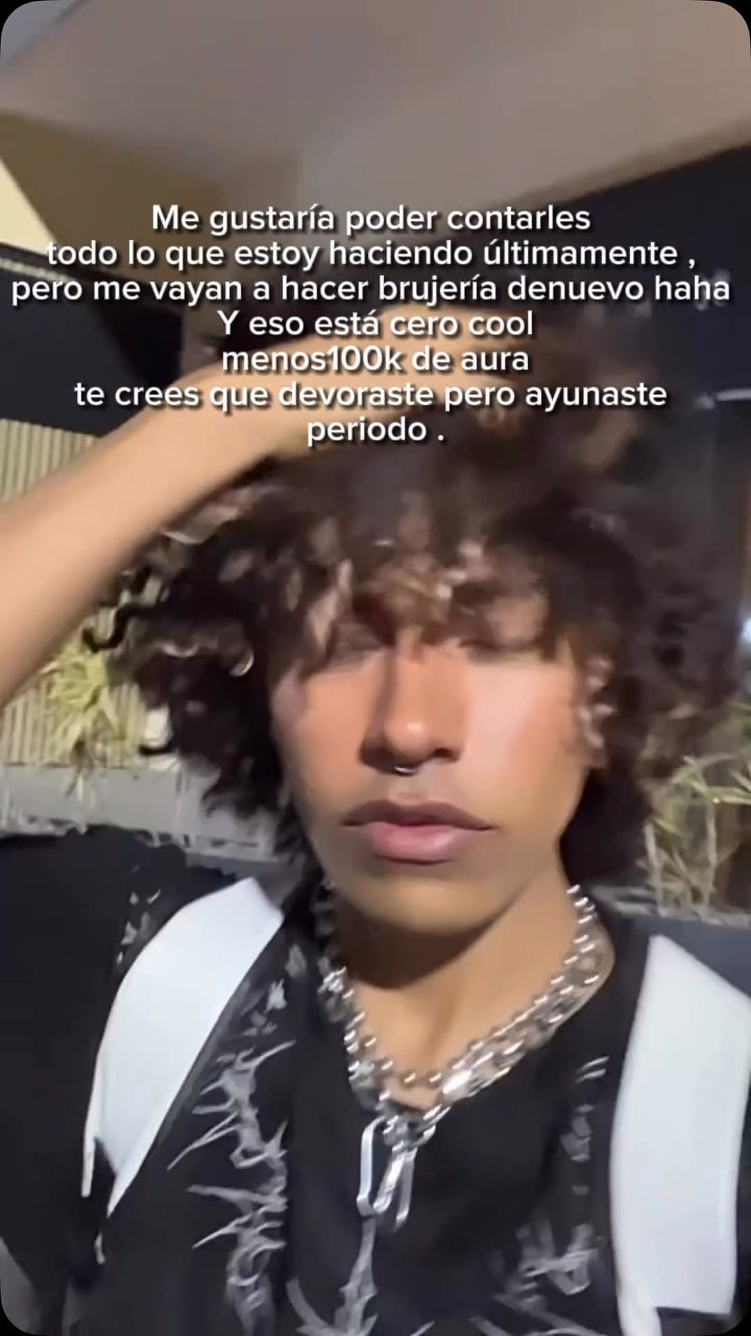 Post 9 by Kenny Lázaro on Instagram (video)