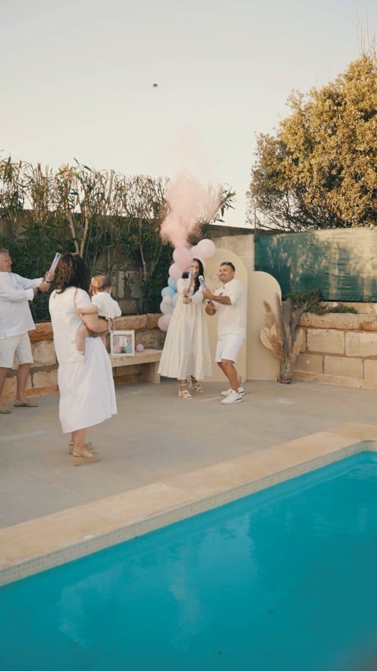 Post 9 by Maricarmen on Instagram (video)