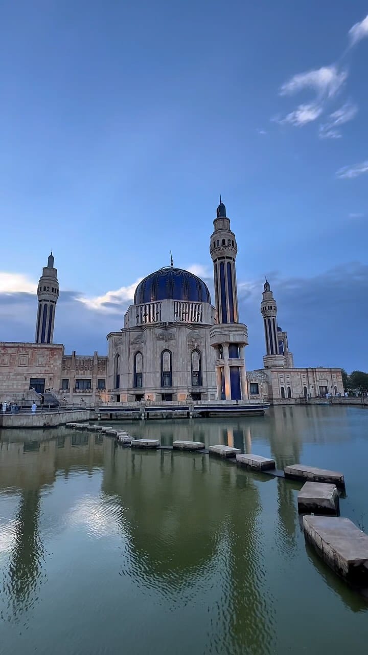 Post 6 by ABDULLAH ALANI | عبدالله العاني on Instagram (video)