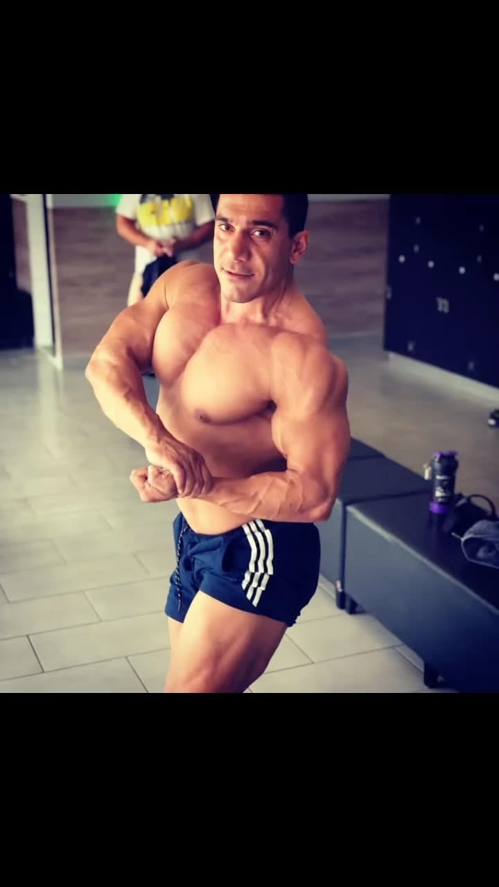 Post 6 by m.esmikhani on Instagram (video)