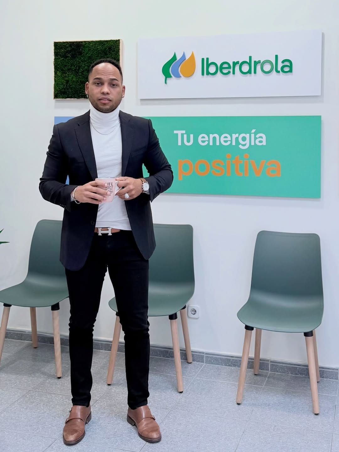 Post 8 by Miguel Angel Peña | Founder Grupo ENA on Instagram (carousel)