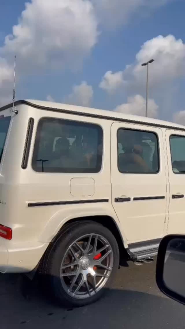 Post 4 by Экскурсии Дубай Яхты Билеты.Сафари on Instagram (video)