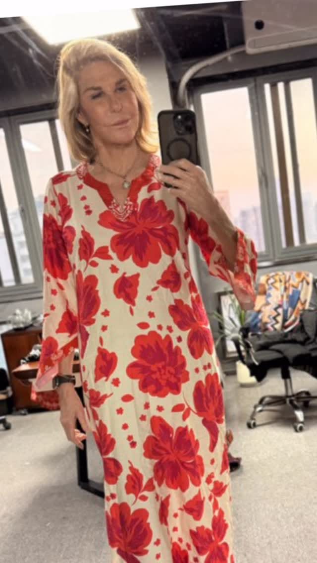 Post 2 by Tienda ropa Madrid on Instagram (video)