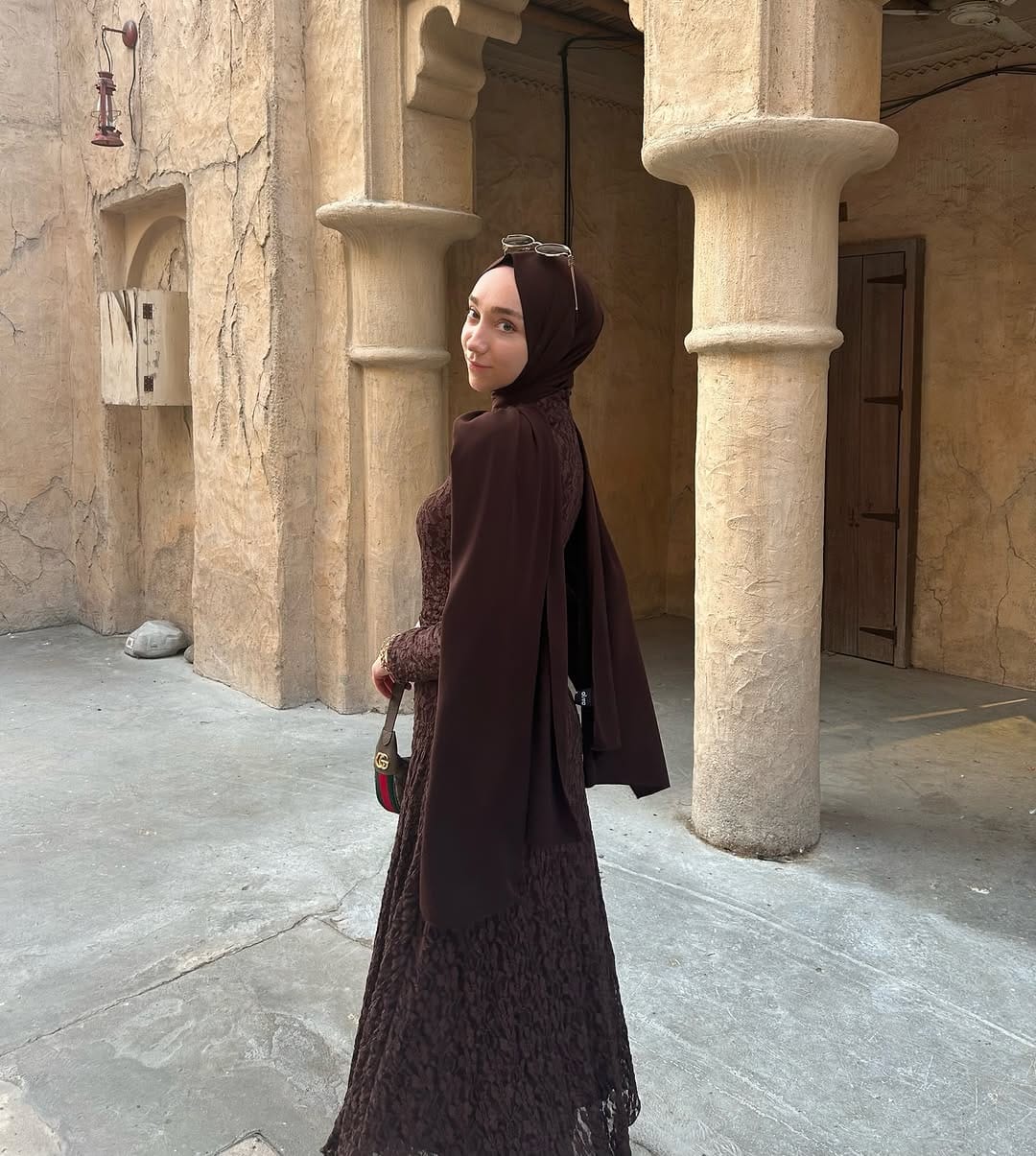 Post 4 by Sude YELEK on Instagram (carousel)