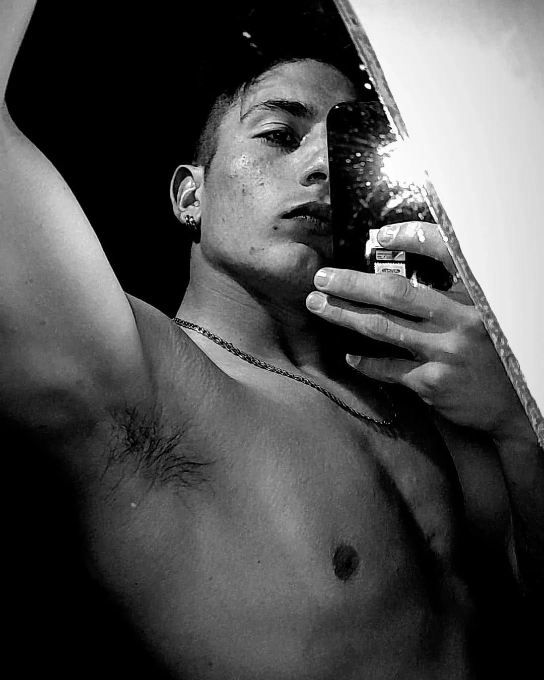 Post 8 by Lucas Mercado on Instagram (carousel)