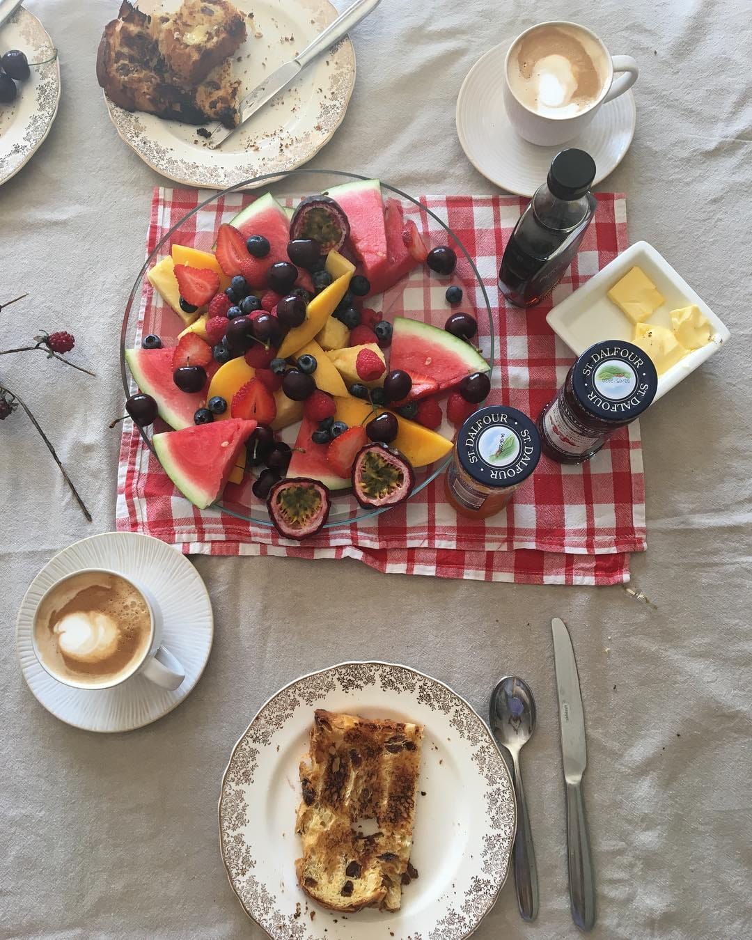 Post 9 by Hannah goes to Paris on Instagram (image)