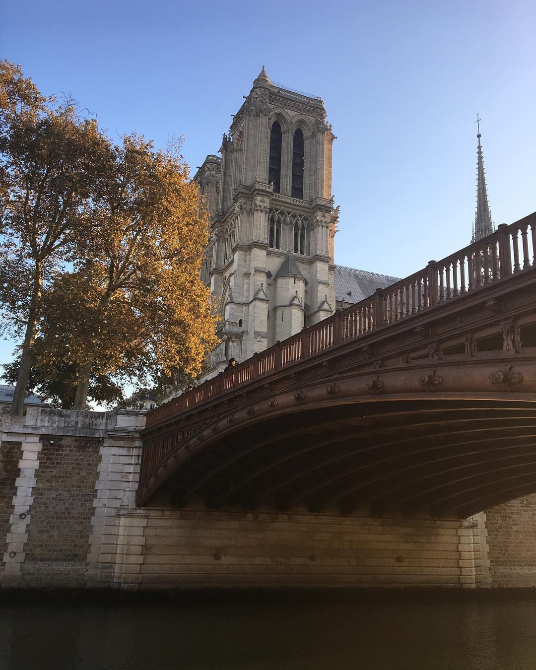Post 3 by Hannah goes to Paris on Instagram (image)