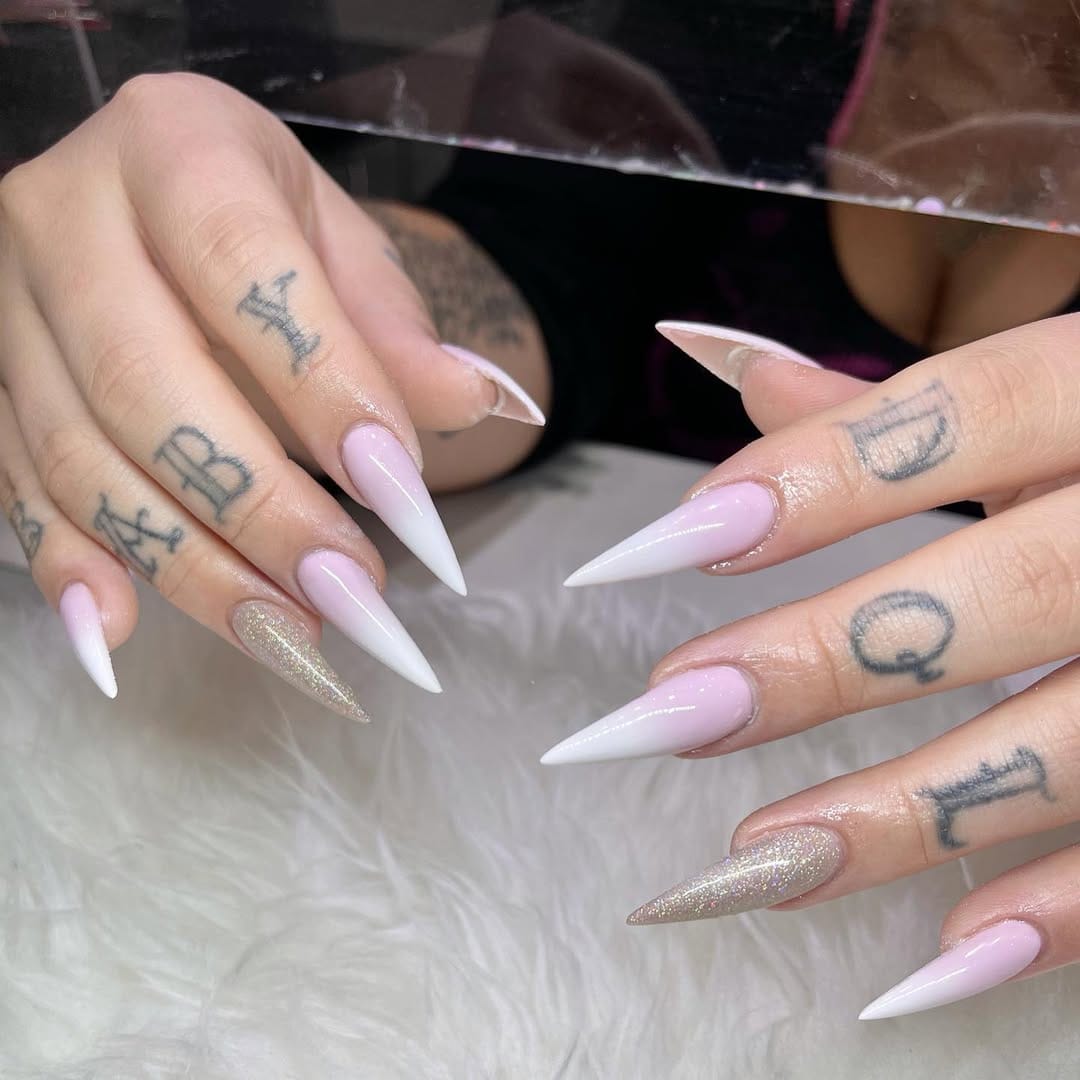 Post 10 by Nails by Chloe on Instagram (image)