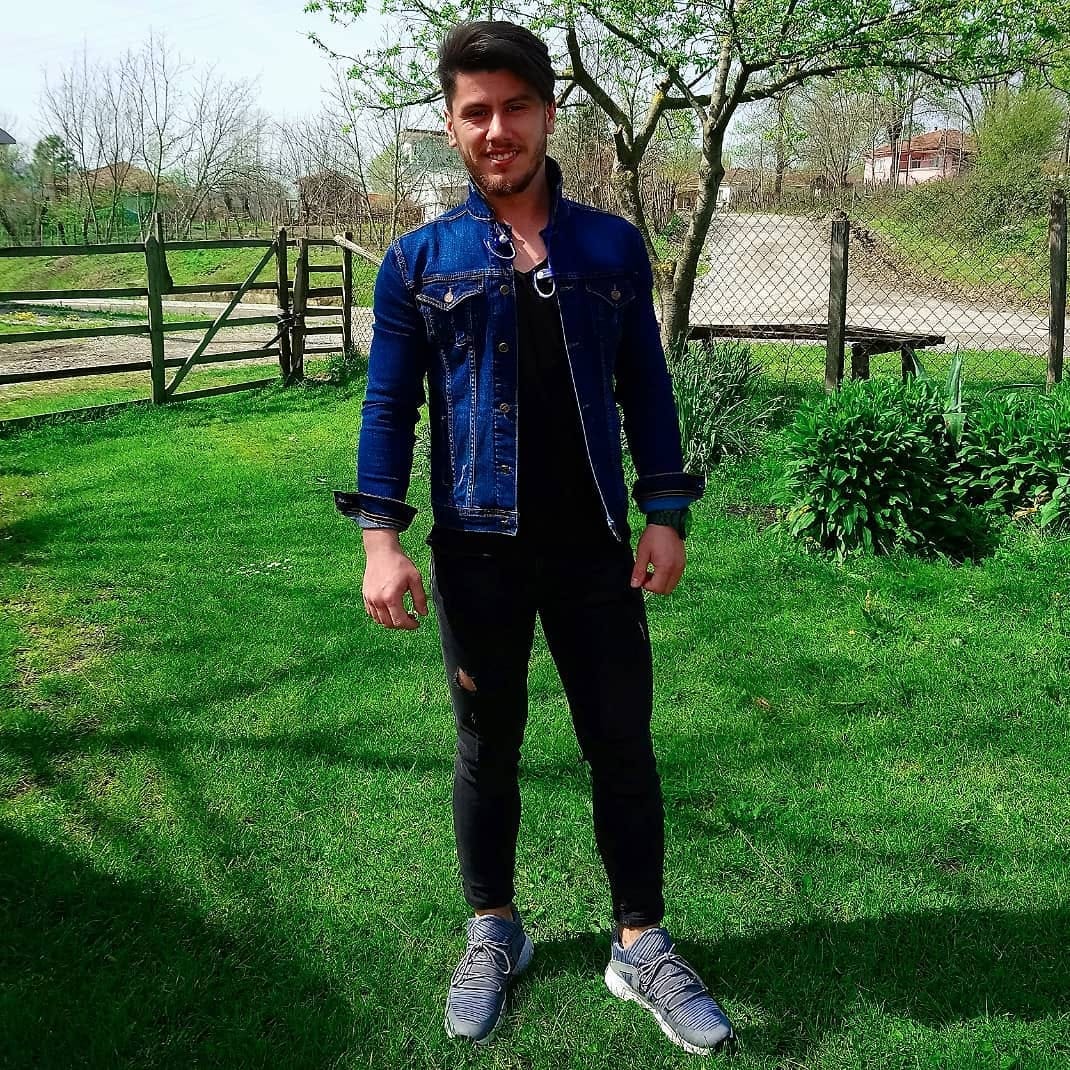 Post 10 by Barış Yılmaz on Instagram (image)
