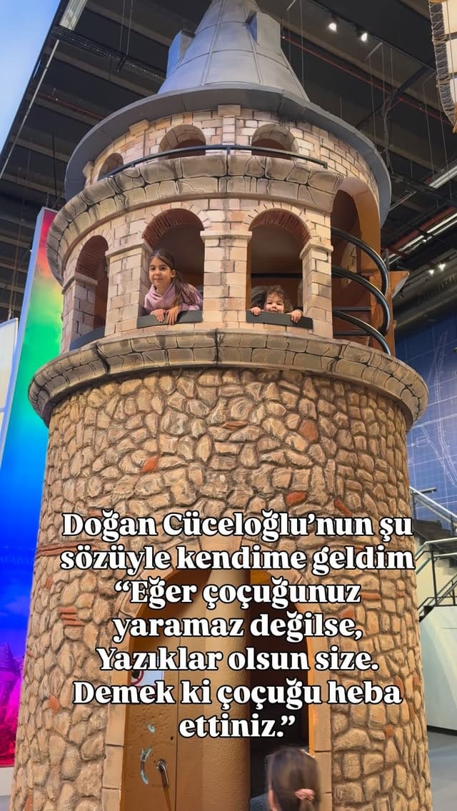 Post 2 by 'Özlem Çelik' on Instagram (video)