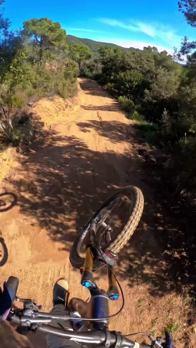 Post 3 by Carles Barcons on Instagram (video)