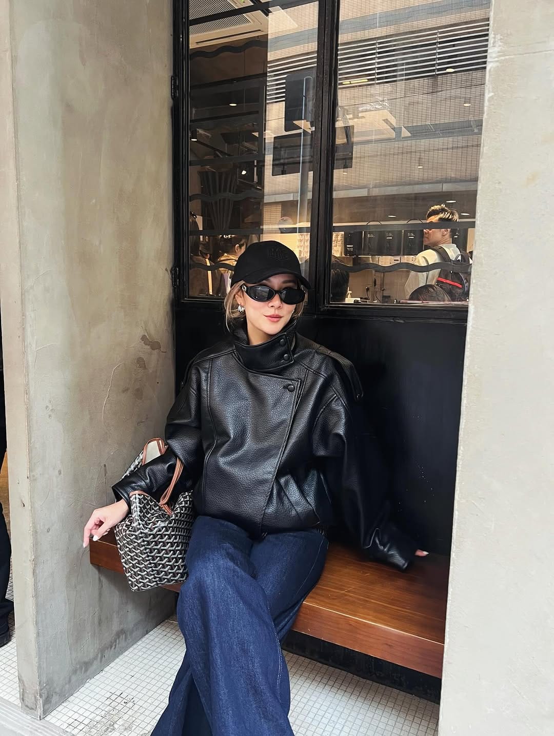 Post 4 by Waan Suvannachive on Instagram (carousel)