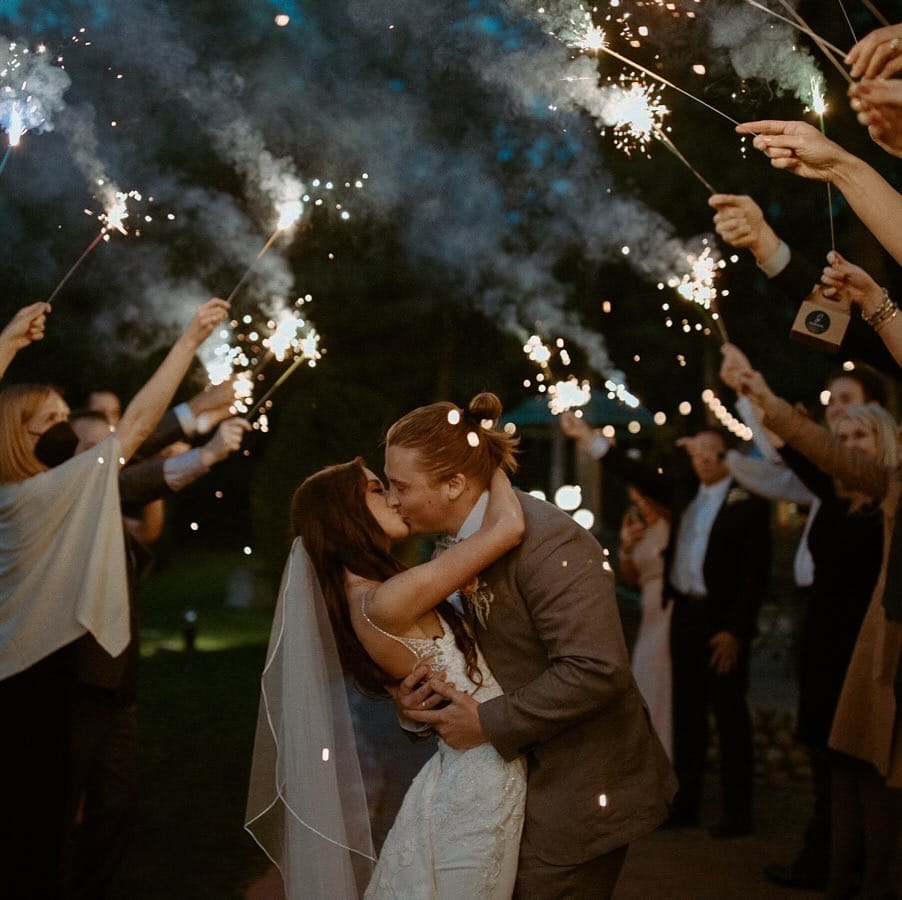 Post 9 by Utah Bridal Hair & Makeup on Instagram (image)