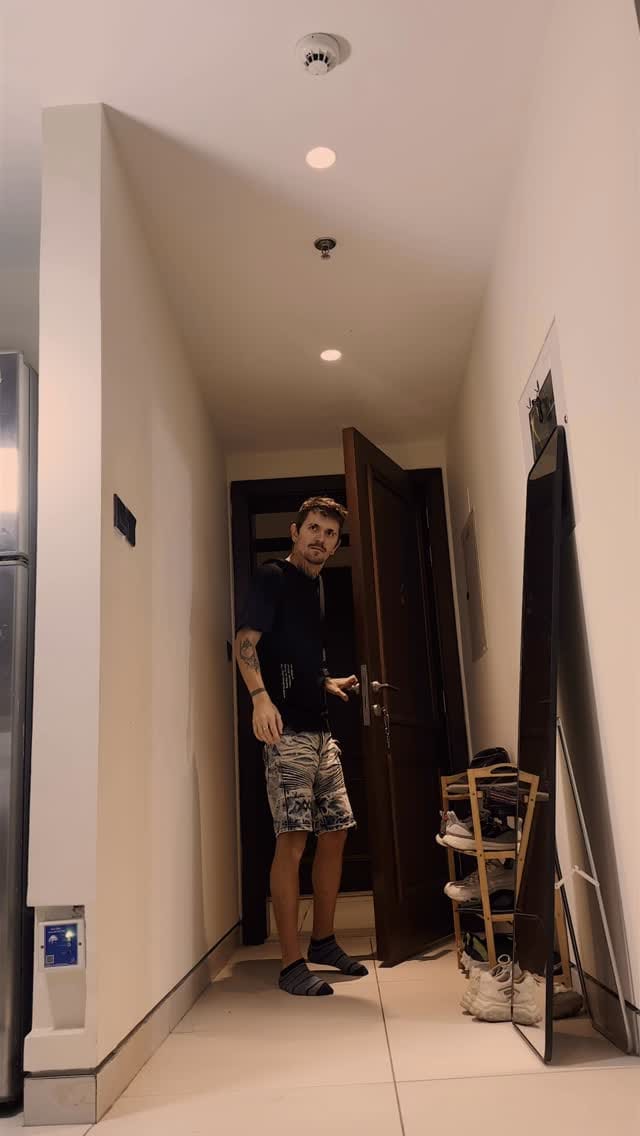 Post 5 by Dmitrii Bondarev on Instagram (video)